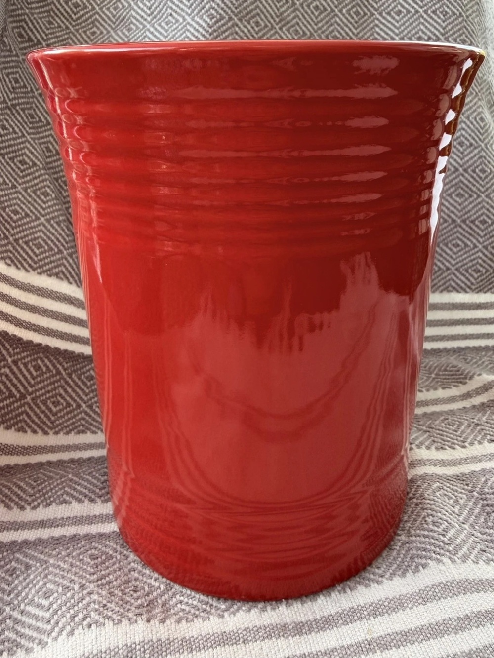 Fiesta Homer Laughlin Medium Red Utensil Holder - USA